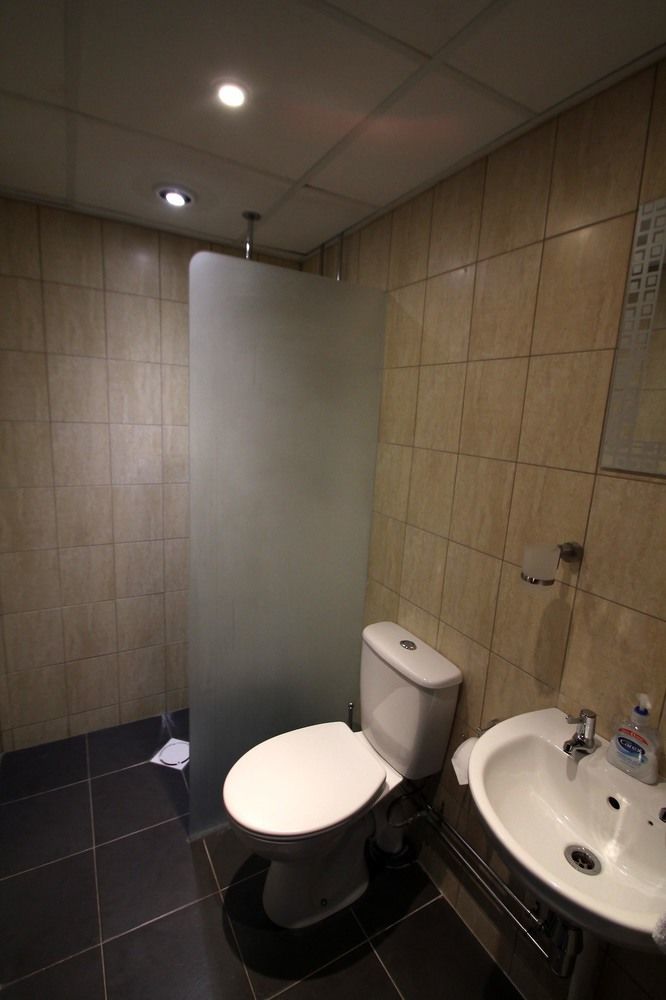 Twinwoods Guestrooms Milton Ernest Bagian luar foto